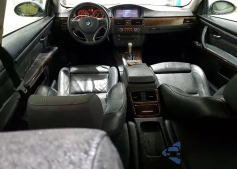 2007 BMW 328 Xi Sulev z USA, uszkodzony, nr VIN WBAWV53507P077465